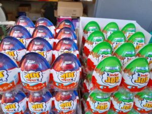 Kinder Joy Minecraft 20g, Stranger